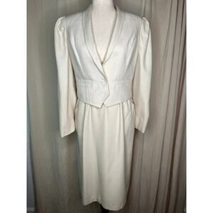 1980s Wool Ivory Minimalist Corporate Wedding Event Cropped Blazer Skirt Set S